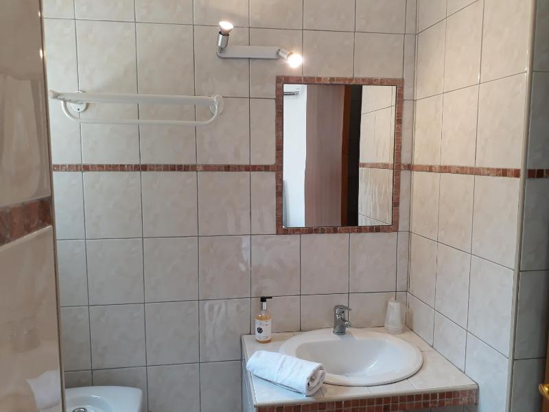 Budget Triple Room image 3