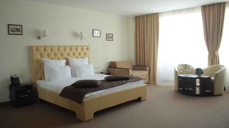 Junior Suite image 2