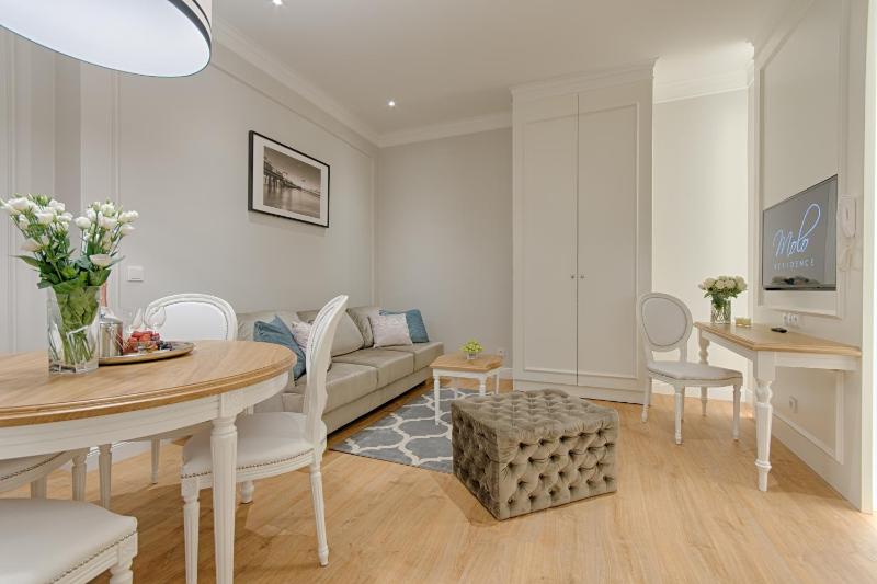 One-Bedroom Apartment with Balcony image 3