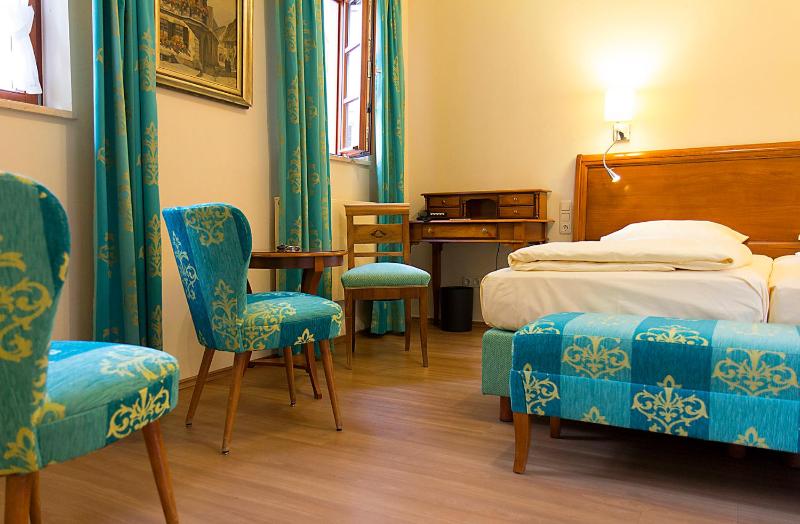 Superior Double Room image 3