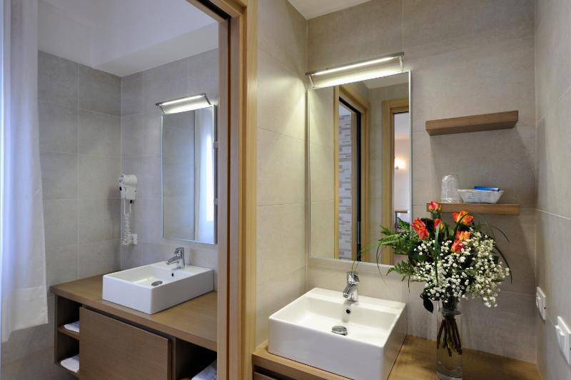 Junior Suite image 3