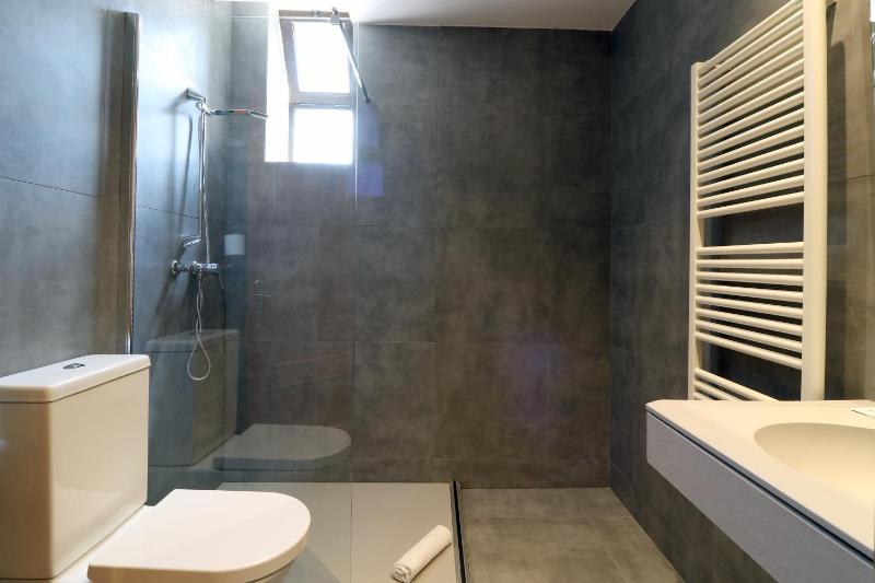 Double Apartment (3 adults) image 3