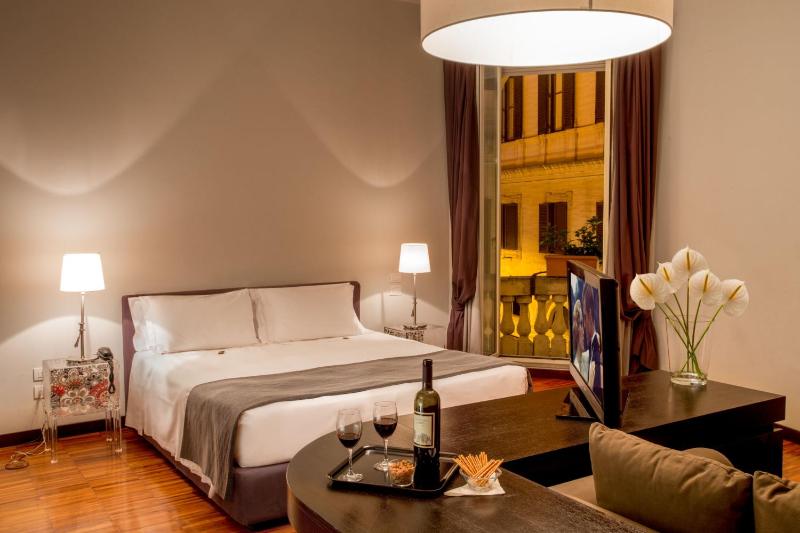 Suite with Spa Bath image 2