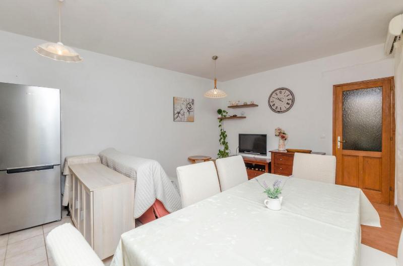 Apartments Dasa - image 9