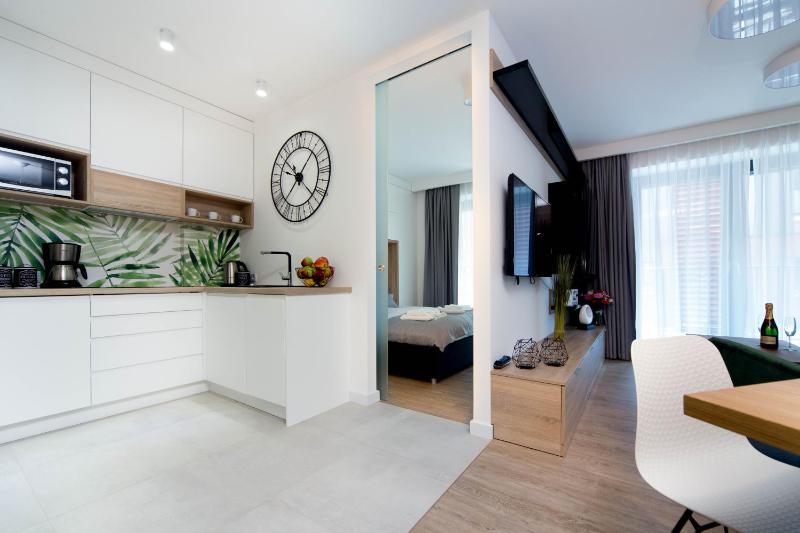 Deluxe Apartment with Balcony image 1