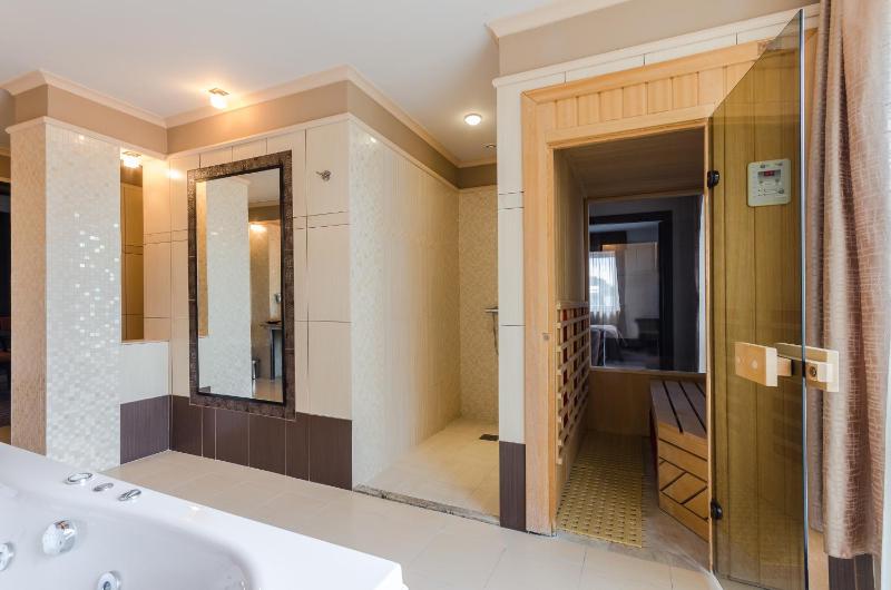 Suite with Terrace image 2