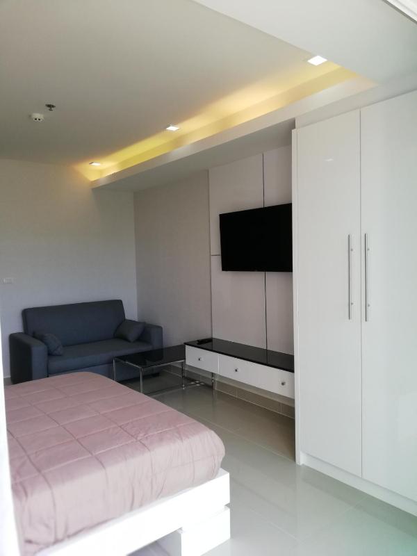 Cosy Beach View Apartments - image 4