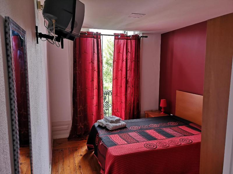 Double Room image 2