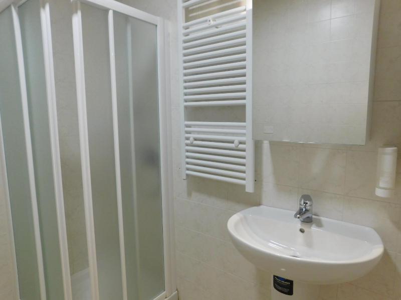 Two-Bedroom Apartment with Private Hot Tub image 3