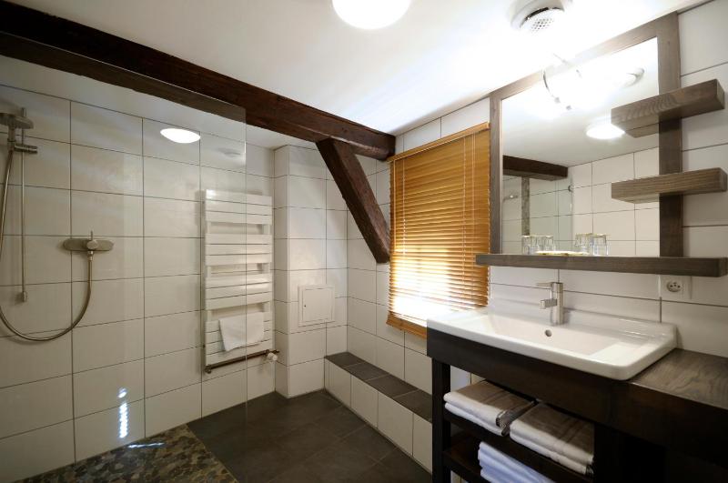 Superior Apartment image 3