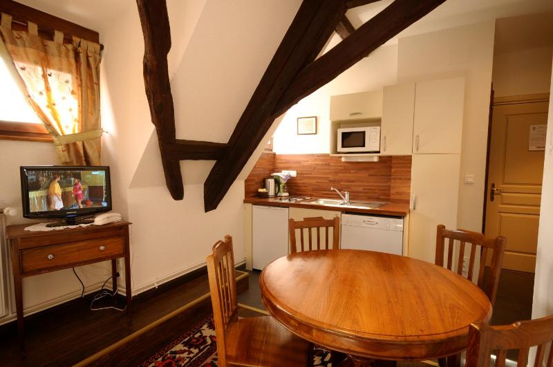Superior Apartment image 4