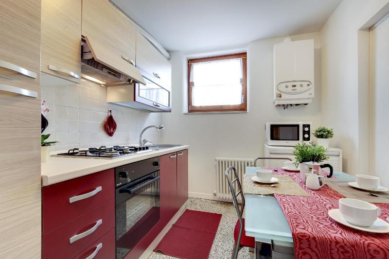 One-Bedroom Apartment image 1