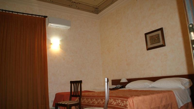 Triple Room image 4