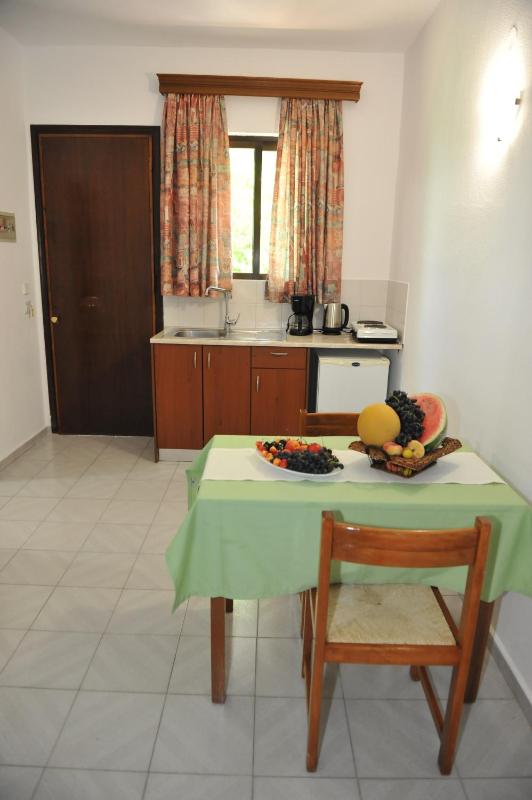 Triple Room image 2