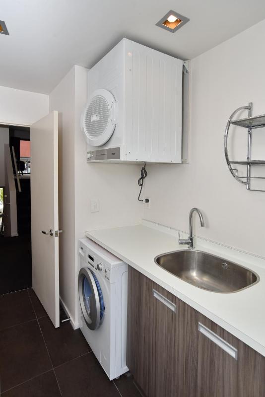 Armagh Apartment 3 - Christchurch Holiday Homes - image 16