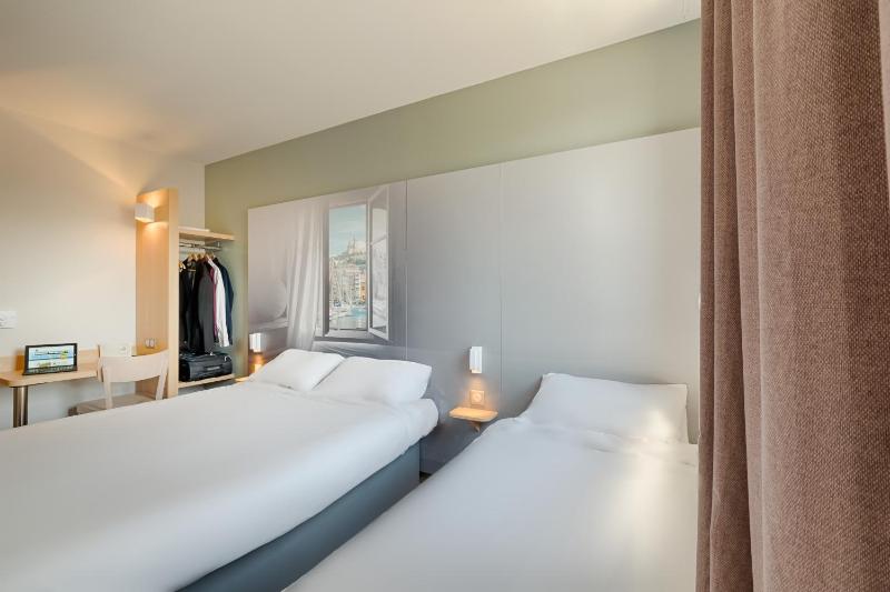 Triple Room image 2