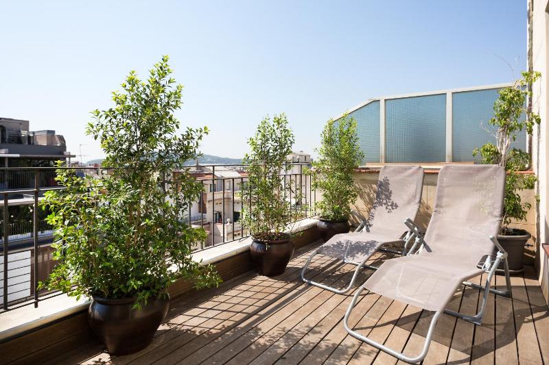 Two-Bedroom Apartment with Terrace image 4