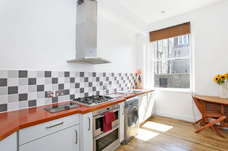 Three-Bedroom Apartment image 4