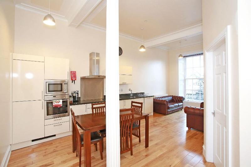 Apartment with Garden View image 4