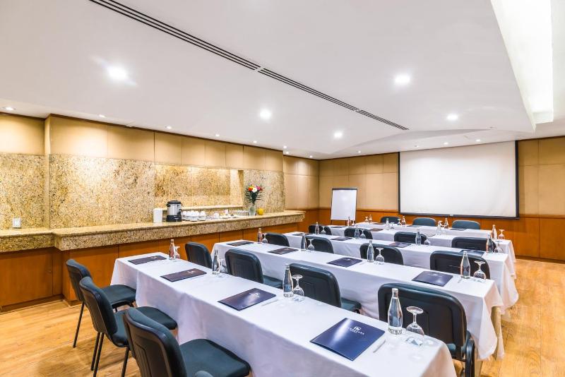 Eurostars Zona Rosa Suites - image 16