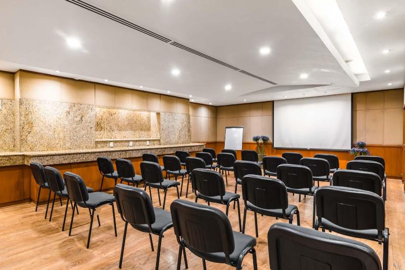 Eurostars Zona Rosa Suites - image 47