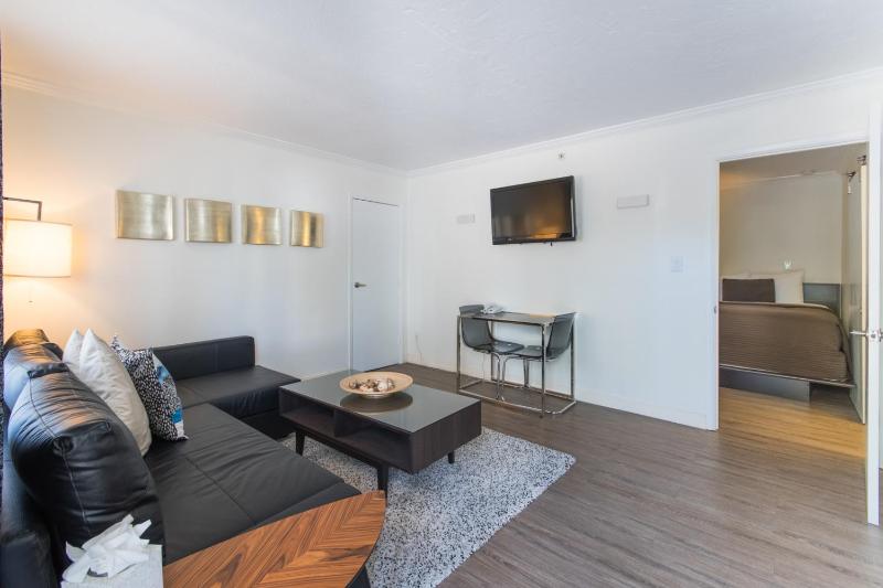 Hibiscus Suites - Sarasota - image 9
