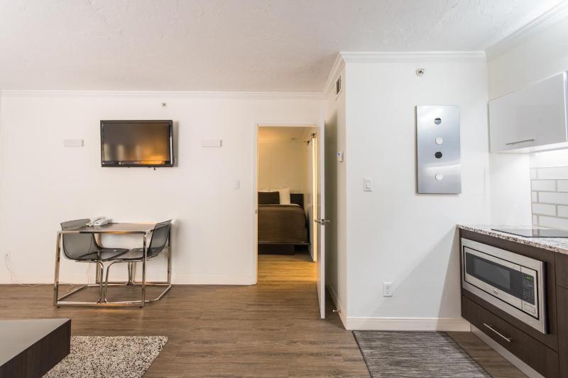 Hibiscus Suites - Sarasota - image 20