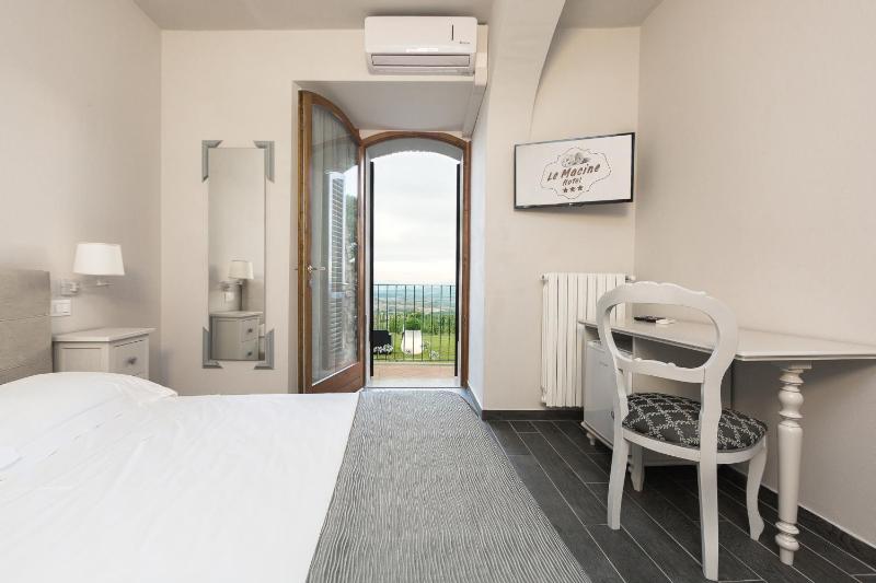 Superior Double Room image 1