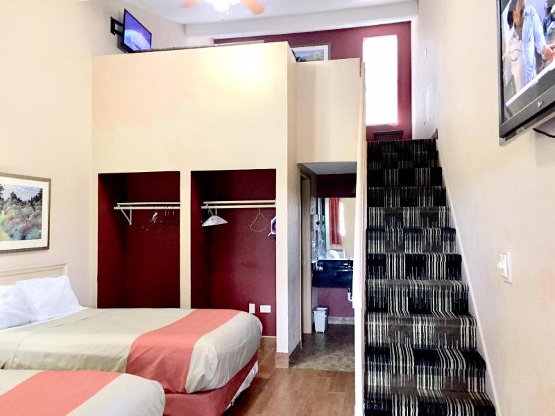 King Loft with Two Double Beds image 3