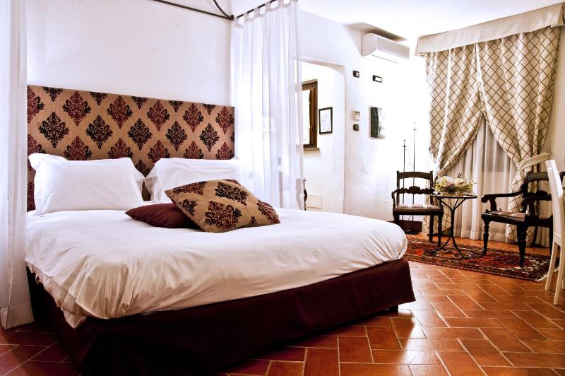 Junior Suite image 2