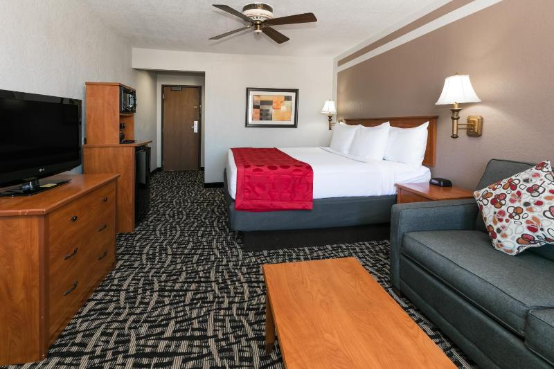 King Room- Non-Smoking image 3