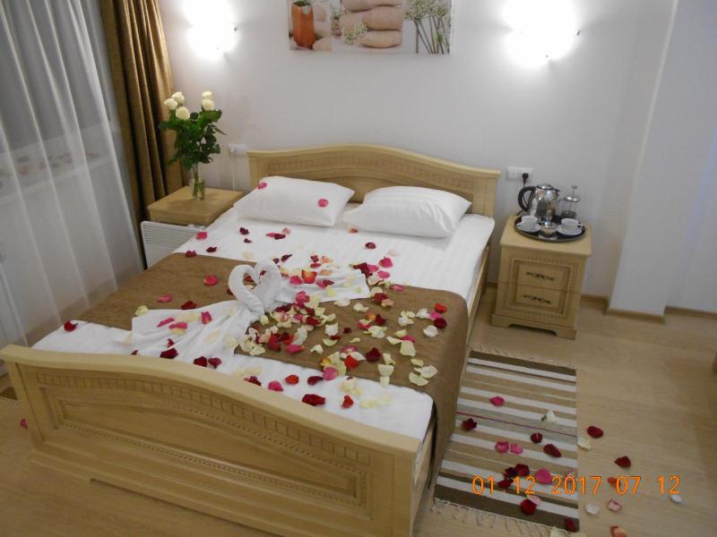 Superior Deluxe Double or Twin Room  image 2