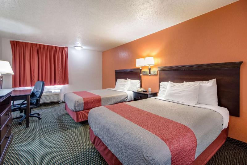 Deluxe Quadruple Room - Non-Smoking image 3