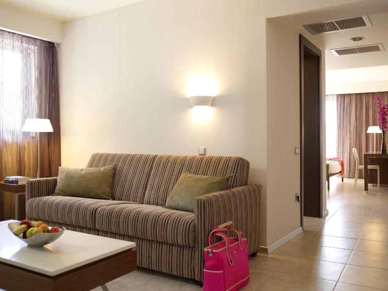 Suite with Sea View image 4