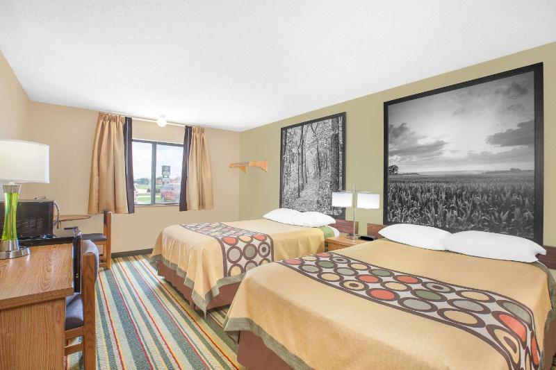 Double Room with Two Double Beds - Non-Smoking image 4