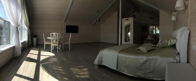 Apartment image 3