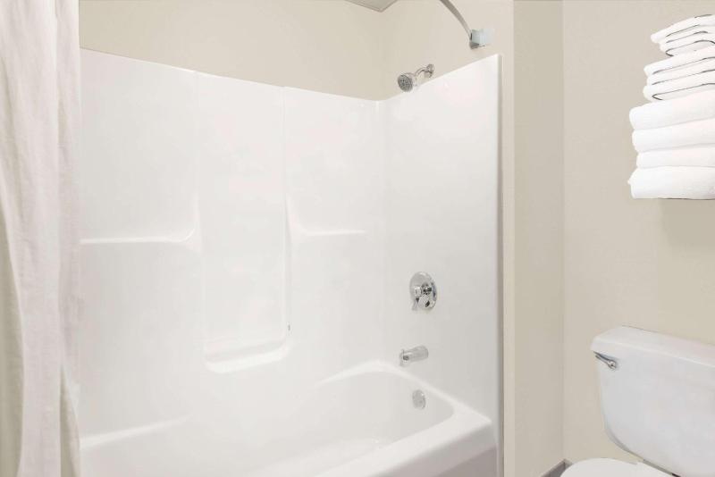 Studio King Suite - Non-Smoking image 1