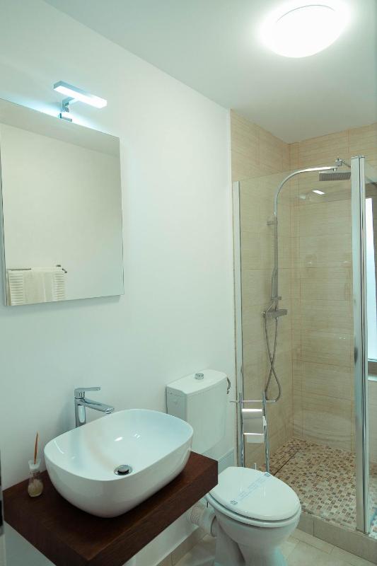 Triple Room image 3