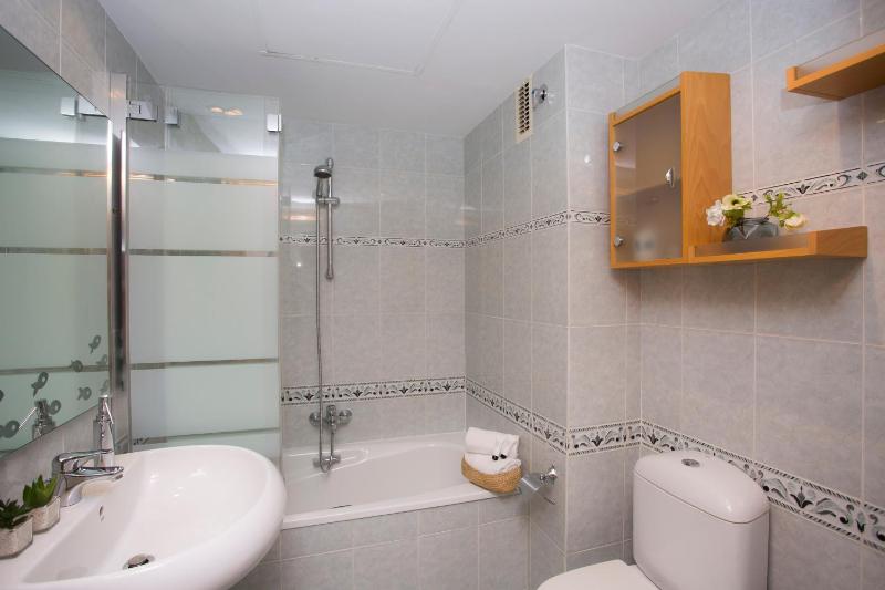 SingularStays Poeta Querol - image 4