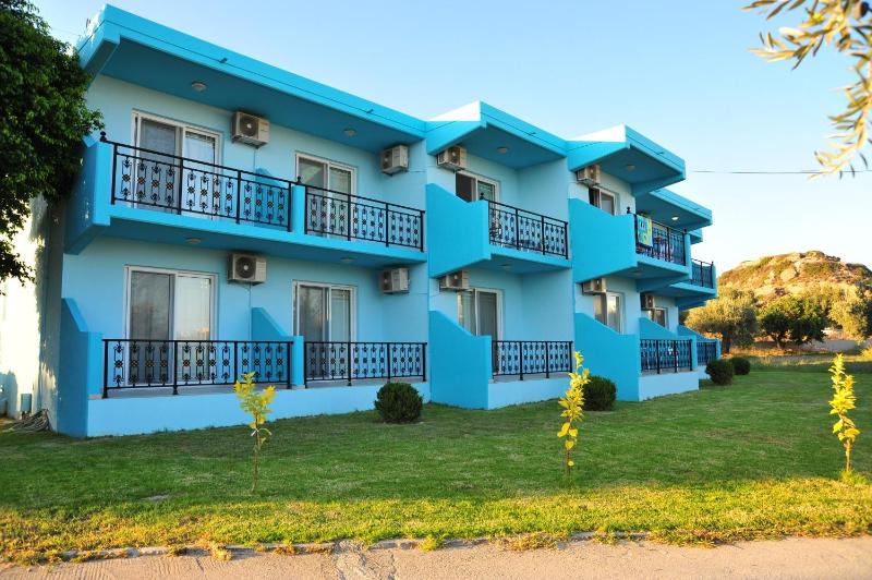 One-Bedroom Apartment (4 Adults) image 2