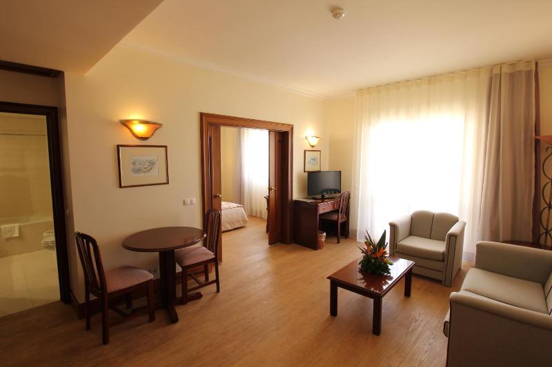 Suite with Garden View image 1