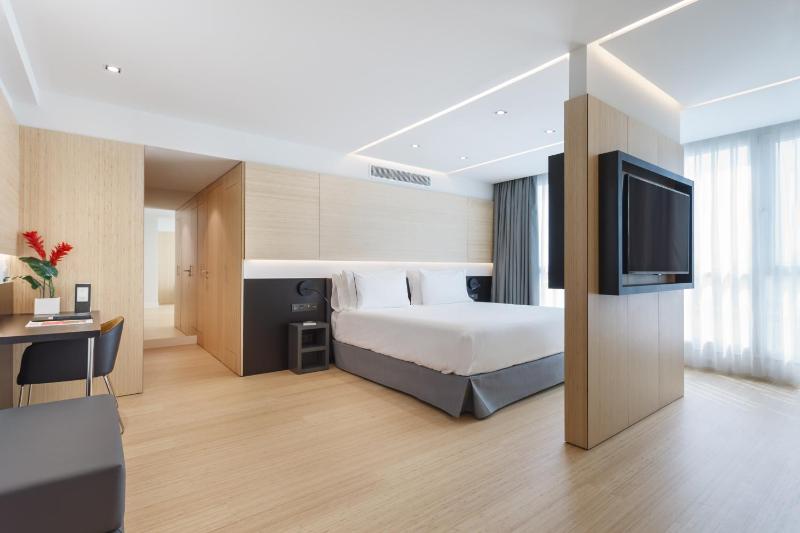 Double Room with Terrace image 3