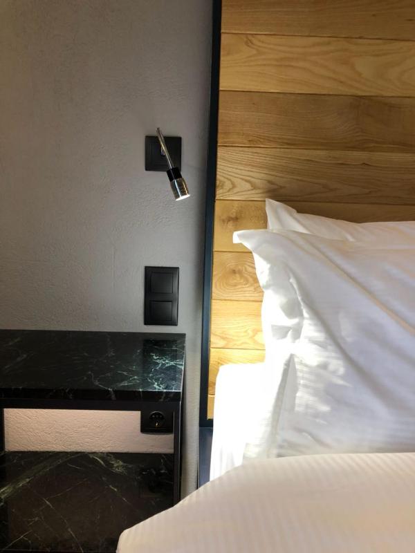 Double Room image 3