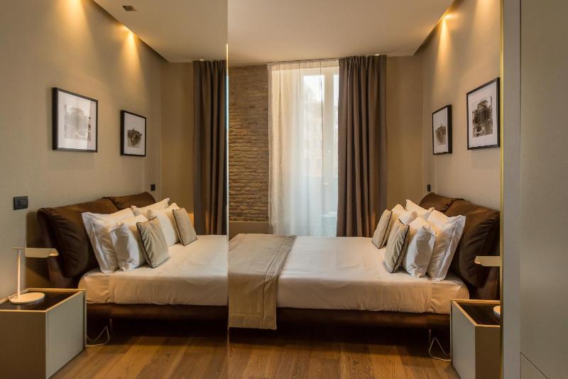 Campo Marzio Luxury Suites - image 4