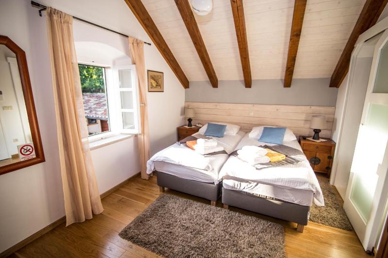 Kameni Dvori - Family Holiday Villa near Dubrovnik - image 2