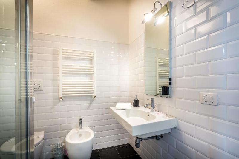 Superior Apartment - Separate Building Capponi image 4