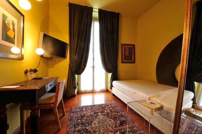 Double or Twin Room image 1