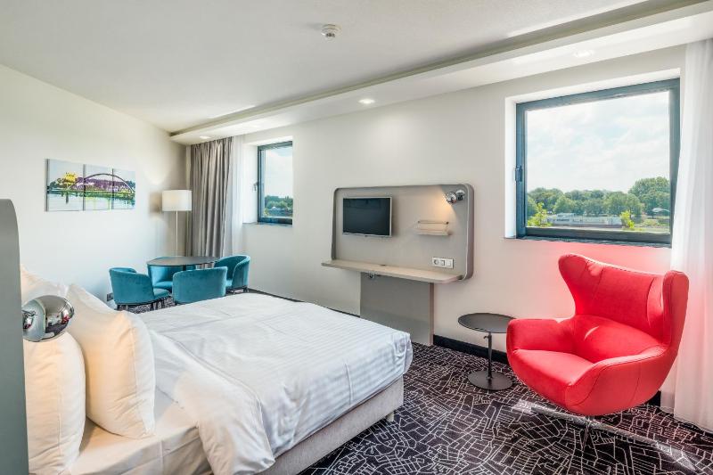 Suite image 3