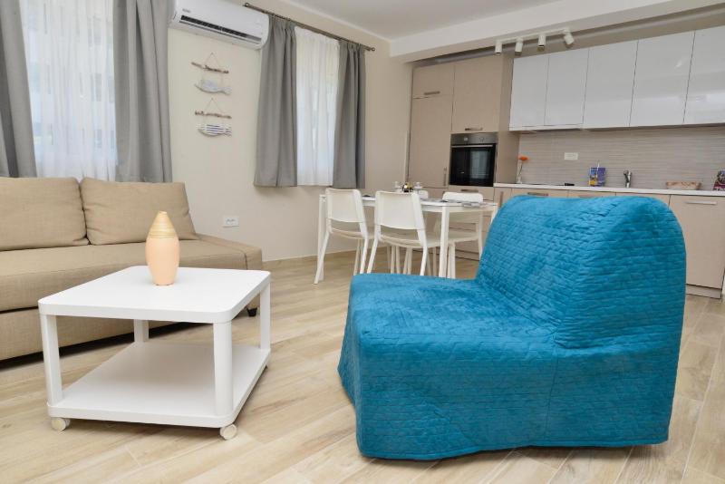 Apartment with Sea View image 1
