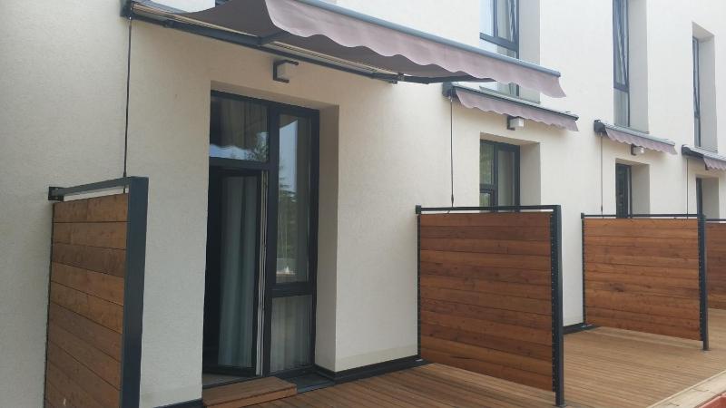 Deluxe Double or Twin Room with Balcony image 3